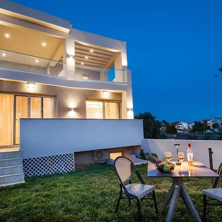 Diamela Apartment